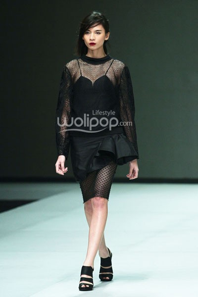 Sapto Djojokartiko EDGY PHILOSOPHY.  Indonesia Fashion Week 2014 at Jakarta Convention Center. Senayan. Jakarta. [Foto: Mohammad Abduh/Wolipop]