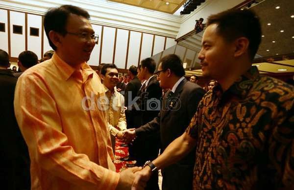 Ahok Dapat 10 Sepeda dari Program CSR Produsen Sepeda