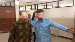 Tonton Sidang Century, Misbakhun Sebut Nama RI 2