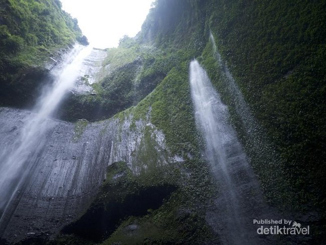 Air Terjun Terkenal Dari Berbagai Penjuru Indonesia