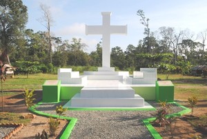 Wujudkan Toleransi, TNI Bangun Tugu Salib di Perbatasan RI-Papua Nugini