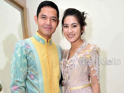 Alyssa Soebandono dan Dude Harlino Fitting Baju Pre-Wedding