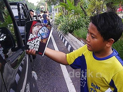 Buku Dosa-Dosa Dahlan Iskan Beredar 