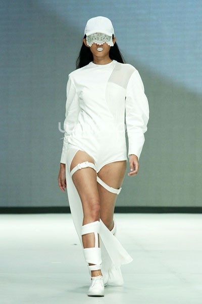 Danjyo Hiyoji En Garde. LAURIER PRESENTS THIN IS IN. Indonesia Fashion Week 2014 at Jakarta Convention Center. Senayan. Jakarta. [Foto: Mohammad Abduh/Wolipop]