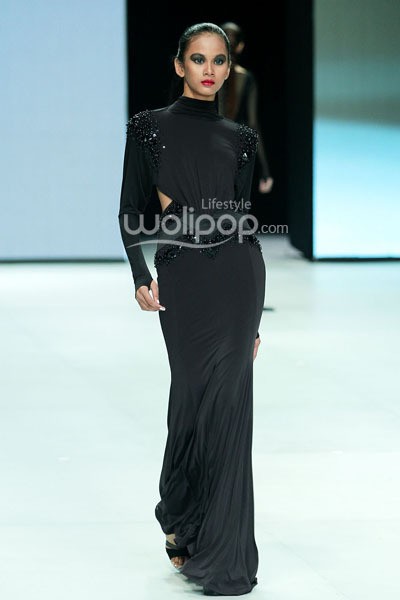 Espen Salberg Femme de la Nuit. Garuda Indonesia LADIES FIRST!!. Indonesia Fashion Week 2014 at Jakarta Convention Center. Jakarta. [Foto: Mohammad Abduh/Wolipop]