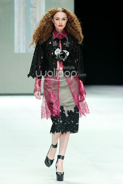 Gregorius Vici The Glitz. GARUDA INDONESIA LADIES FIRST!!. Indonesia Fashion Week 2014 at Jakarta Convention Center. Jakarta. [Foto: Mohammad Abduh/Wolipop]