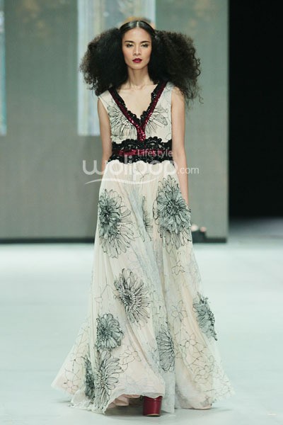 Gregorius Vici The Glitz. GARUDA INDONESIA LADIES FIRST!!. Indonesia Fashion Week 2014 at Jakarta Convention Center. Jakarta. [Foto: Mohammad Abduh/Wolipop]