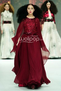 Gregorius Vici The Glitz. GARUDA INDONESIA LADIES FIRST!!. Indonesia Fashion Week 2014 at Jakarta Convention Center. Jakarta. [Foto: Mohammad Abduh/Wolipop]