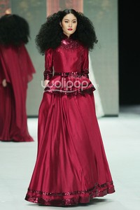 Gregorius Vici The Glitz. GARUDA INDONESIA LADIES FIRST!!. Indonesia Fashion Week 2014 at Jakarta Convention Center. Jakarta. [Foto: Mohammad Abduh/Wolipop]