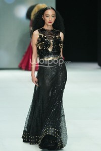 Gregorius Vici The Glitz. GARUDA INDONESIA LADIES FIRST!!. Indonesia Fashion Week 2014 at Jakarta Convention Center. Jakarta. [Foto: Mohammad Abduh/Wolipop]