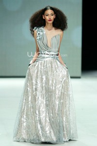 Gregorius Vici The Glitz. GARUDA INDONESIA LADIES FIRST!!. Indonesia Fashion Week 2014 at Jakarta Convention Center. Jakarta. [Foto: Mohammad Abduh/Wolipop]