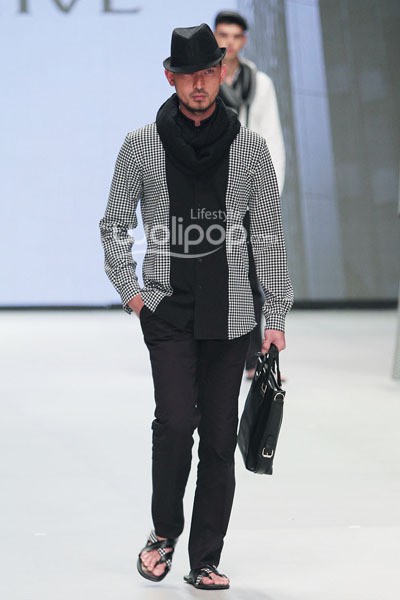 Hannie Hananto The Executive, Indonesia Fashion Week 2014 at Jakarta Convention Center. Senayan. Jakarta. [Foto: Mohammad Abduh/Wolipop]