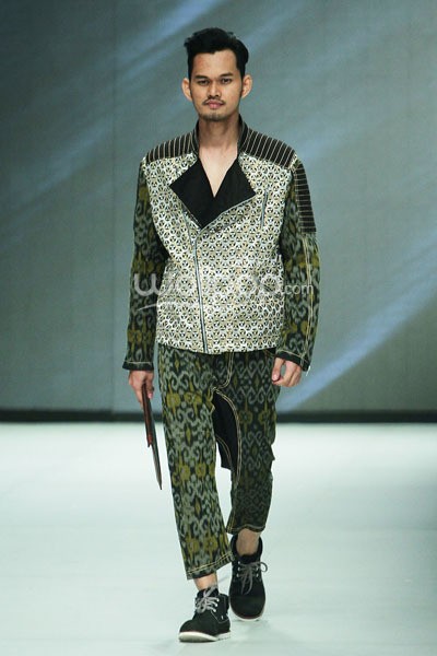 Sonny Muchlison Irregularity. ZALORA PRESENTS DIGITAL FASHION SHOW. Indonesia Fashion Week 2014 at Jakarta Convention Center. Senayan. Jakarta. [Foto: Mohammad Abduh/Wolipop]