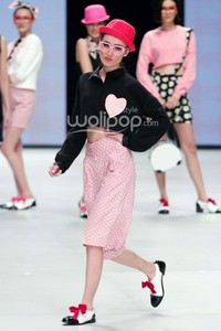 Number1 by Susan Budiharjdo Colorbox. Indonesia Fashion Week 2014 at Jakarta Convention Center. Senayan. Jakarta. [Foto: Mohammad Abduh/Wolipop]