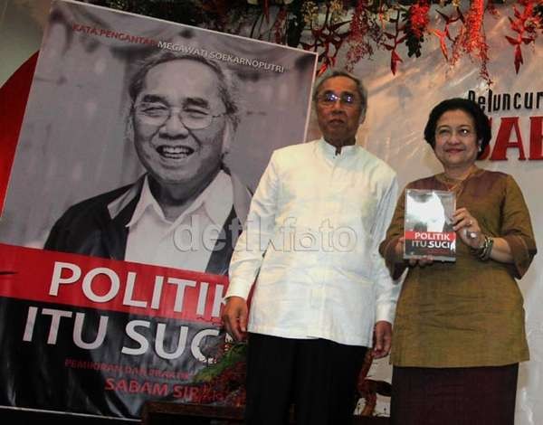 Sabam Sirait: Deklarasi Jokowi Sebelum Pileg