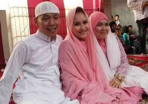 Sembunyikan Wajah Bilqis, Ayu Ting Ting: Anak Saya Bukan Artis!