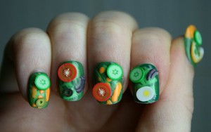 Wah, Cantiknya Nail Art Salad, Sushi dan French Fries Ini!