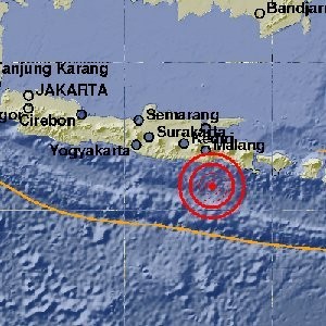 Guncangan Gempa 5,4 SR di Malang Terasa hingga Bali