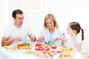 Makan Bersama Keluarga Jadi Tolak Ukur Kebahagiaan di Inggris