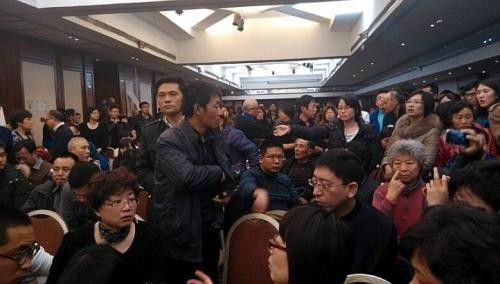 Bertemu Pejabat China, Keluarga Penumpang MAS MH370 Marah-marah