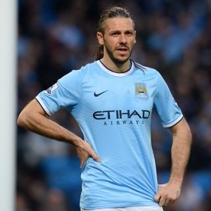 Demichelis dan Bek-Bek Tua di Liga Inggris