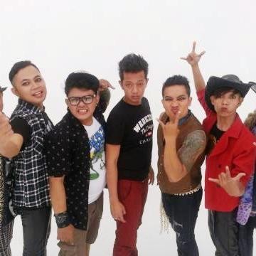 Tile DBagindas Lebarkan Sayap Jadi Produser Musik