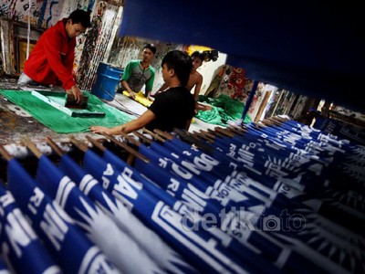 Permintaan Sablon Bendera Partai Meningkat