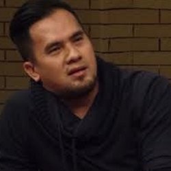 Ingat Mendiang Istri, Saipul Jamil Nangis Lagi