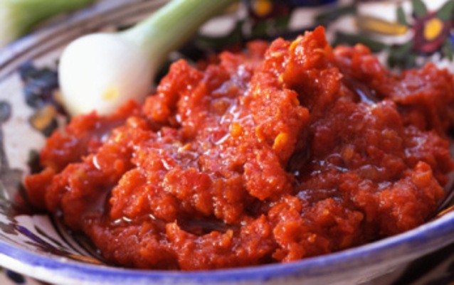 Harissa dan Ajvar, Sambal Tunisia dan Serbia yang Membakar Lidah