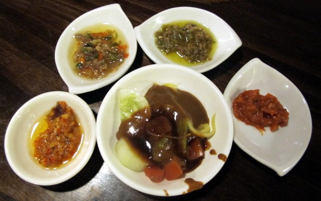 Sambal Dicampur Tempe atau Durian, Aduh Enaknya!