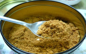 Nikmatnya Ledakan Pedas Sambal Lingkung dan Janda Mengamuk