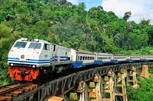 Jika Kereta Delay, Pemerintah Kaji Berikan Kompensasi ke Penumpang