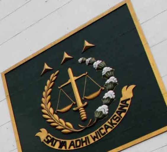 Seorang Diri, Pemilik Truk Kalahkan Polisi Hutan dan Jaksa Agung!