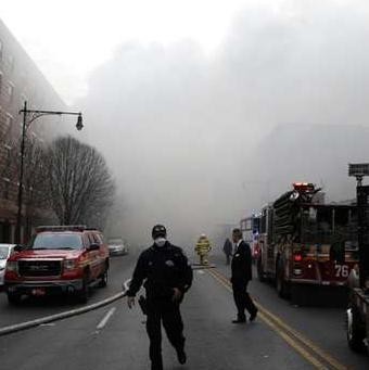 1 Orang Dikabarkan Tewas Akibat Ledakan di Gedung New York