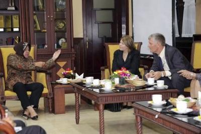 Bertemu Perwakilan Dubes Belanda, Risma Bicarakan Gorong-Gorong