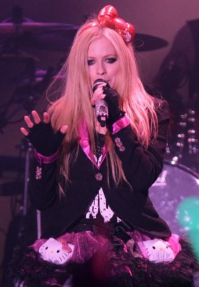 Kisah di Balik Judul Avril Lavigne di Album Kelima