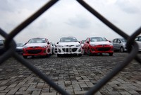 Terletak di lahan seluas 3.600 meter persegi, Mazda PDC menyediakan pasokan suku cadang, termasuk pula slow moving parts kepada seluruh dealer Mazda yang tersebar di Indonesia.