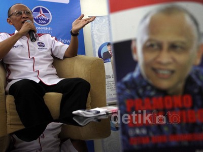 Pramono Edhie Luncurkan Buku