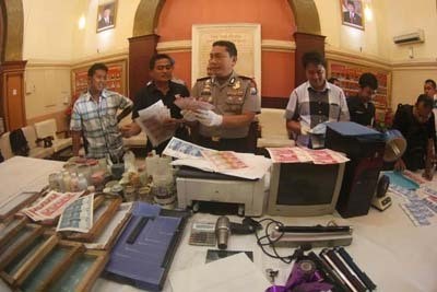 Home Industry Upal Digerebek, Rp 13 Juta Upal Diamankan