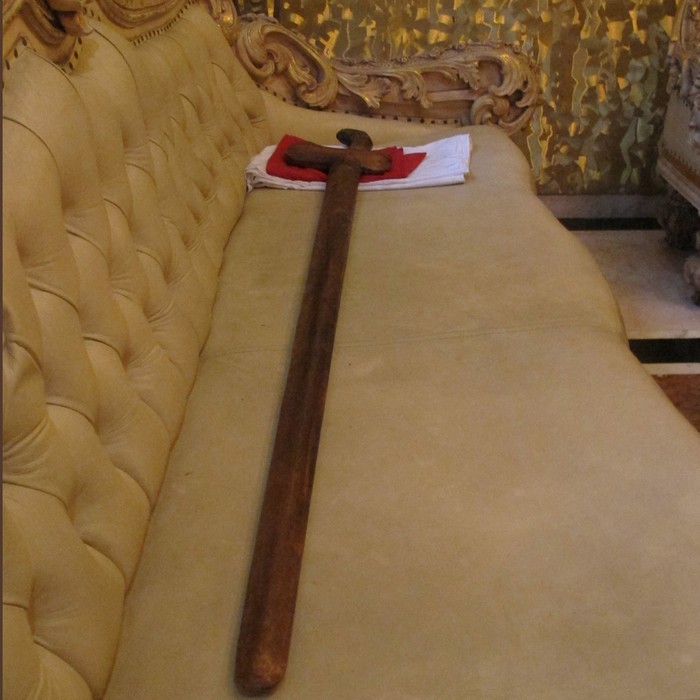 Sssttt, Ada Keris Pusaka Penjaga Ruang Tamu di Rumah Ki Kusumo