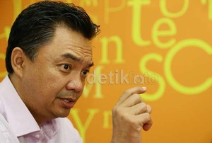 Kalah dari Dahlan di Survei, Dino Siapkan Iklan Demi Genjot Elektabilitas