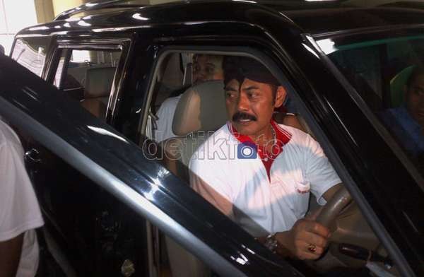 Gembira dan Bangga, Ini Respons Lengkap PDIP Solo atas Pencapresan Jokowi