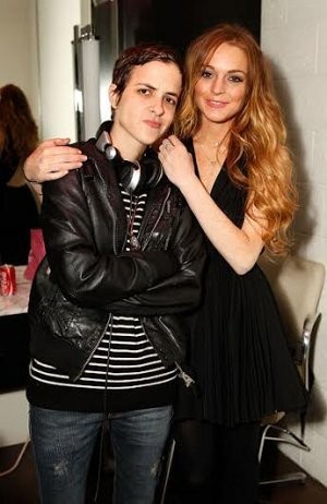 Ini Dia Wanita yang Pernah Jadi Pasangan Lesbian Lindsay Lohan