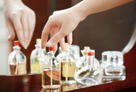Berdalih Ingin Mengurangi Rasa Sakit, Pasangan Ini Racuni Anak dengan Parfum