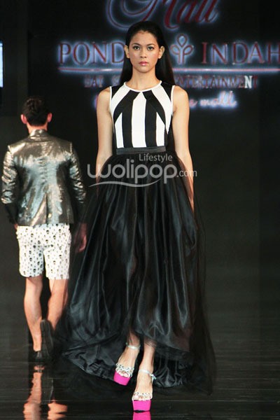 Hengki Kawilarang Fashiontastic 2014 at Pondok Indah Mall. Jakarta. [Foto: Mohammad Abduh/Wolipop]