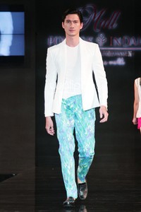 Hengki Kawilarang Fashiontastic 2014 at Pondok Indah Mall. Jakarta. [Foto: Mohammad Abduh/Wolipop]