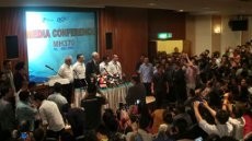 PM Najib Umumkan Penghentian Pencarian Pesawat MAS di Laut China Selatan