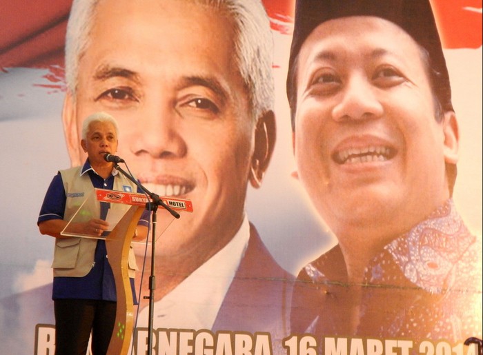 Respons Hatta Jika Diusung Jadi Cawapres Jokowi