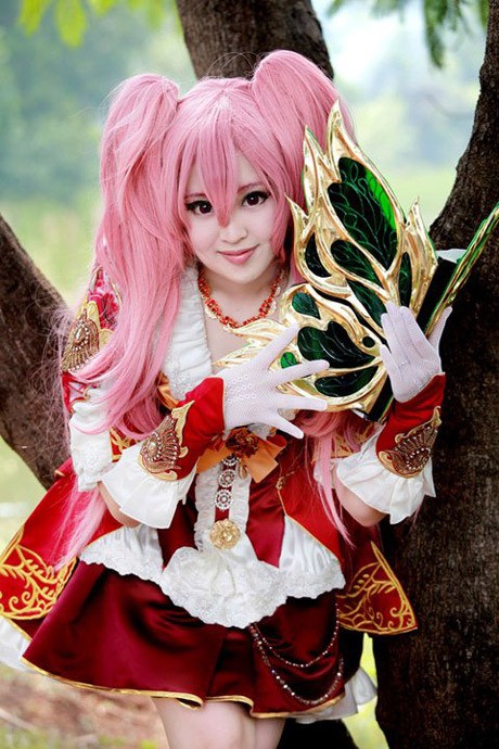 Pinky Lu Xun, Buat Kostum Karakter Jepang Sendiri Sejak Usia 14 Tahun