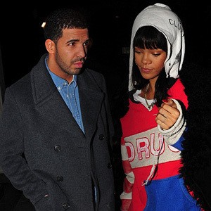 Resmi Pacaran, Drake Larang Rihanna Bicara Pada Chris Brown